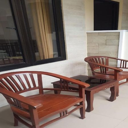 Oyo 2671 Wisma Djaja Syariah Bojonegoro Kültér fotó